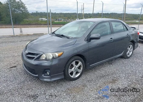 2013 Toyota Corolla S из США, поврежденный, VIN 2T1BU4EE2DC104378